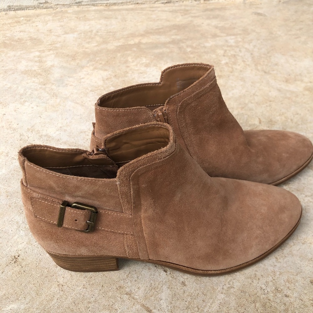 Gianni Bini Womens Size 8 Tan Leather Ankle Booties Cowgirl Boots.